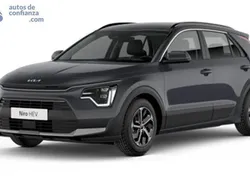 Gris Nuevo 2024 Kia Niro SUV | 29.500 € (Precio justo)