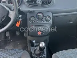 Azul Usado 2008 Renault Clio II Authentique Berlina | 3095 € (Buen precio)