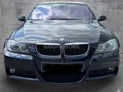 Gris / plata Usado 2006 BMW 320 Berlina | 13.650 €