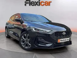 Negro Usado 2023 Ford Focus ST-Line Berlina | 18.190 € (Precio justo)