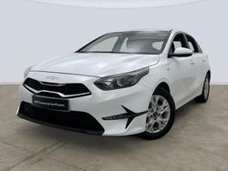 Blanco Usado 2023 Kia Ceed | 17.995 € (Precio justo)
