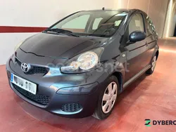 Negro Usado 2010 Toyota Aygo Utilitario | 5190 € (Precio justo)