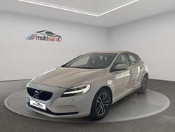 Blanco Usado 2019 Volvo V40 Momentum Utilitario | 13.800 € (Precio justo)