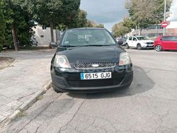 Negro Usado 2008 Ford Fiesta Ambiente Utilitario | 3900 € (Precio justo)
