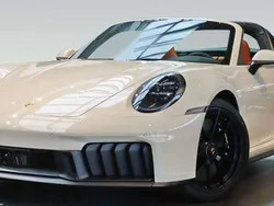 Beige Nuevo 2025 Porsche 911 Targa 4 Descapotable | 298.900 € (Un poco caro)