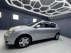 Gris / plata Usado 2005 Toyota Corolla Sol Berlina | 4600 € (Buen precio)