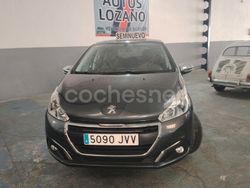 Gris / plata Usado 2016 Peugeot 208 Style Utilitario | 7990 € (Precio justo)