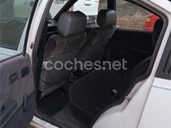 Blanco Usado 1987 Opel Kadett S Familiar | 700 €