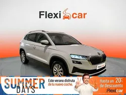 Blanco Usado 2023 Skoda Karoq Ambition SUV | 19.490 € (Buen precio)