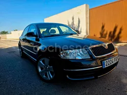Negro Usado 2007 Skoda Superb Comfort Berlina | 4250 €