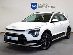 Blanco Usado 2024 Kia Niro SUV | 29.990 € (Caro)