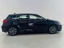 Azul Usado 2021 Lexus CT200h Executive Line Berlina | 20.499 € (Buen precio)