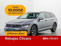 Gris / plata Usado 2022 VW Passat Executive Familiar | 21.990 € (Precio justo)