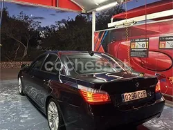 Azul Usado 2006 BMW 530 Sport Line Berlina | 17.900 €