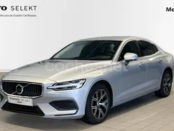 Gris / plata Usado 2024 Volvo S60 Core Berlina | 33.900 € (Super precio)