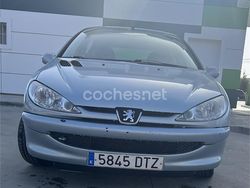 Gris / plata Usado 2005 Peugeot 206 Berlina | 2980 € (Precio justo)