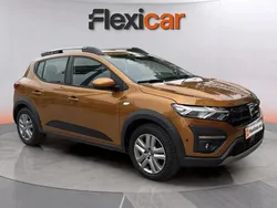 Naranja Usado 2021 Dacia Sandero Comfort Utilitario | 11.390 € (Buen precio)