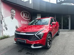 Rojo Usado 2025 Kia Sportage SUV | 39.800 € (Precio justo)
