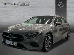 Gris / plata Usado 2024 Mercedes A180 Berlina | 32.400 € (Precio justo)