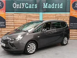 Gris / plata Usado 2012 Opel Zafira Tourer Selective Monovolumen | 8990 € (Precio justo)