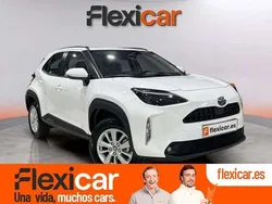 Blanco Nuevo 2025 Toyota Yaris Cross Active SUV | 24.290 € (Precio justo)