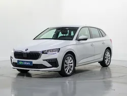 Blanco Usado 2024 Skoda Scala Selection Utilitario | 18.990 € (Precio justo)