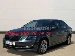 Gris / plata Usado 2017 Skoda Octavia Style Berlina | 5000 €
