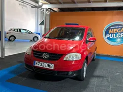 Rojo Usado 2005 VW Fox Utilitario | 2800 €