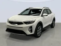 Blanco Nuevo 2025 Kia Stonic GT-Line SUV | 21.127 € (Precio justo)