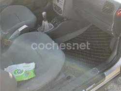 Gris / plata Usado 2004 Opel Corsa Enjoy Berlina | 1600 € (Super precio)