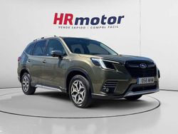 Blanco Usado 2023 Subaru Forester SUV | 24.990 € (Precio justo)