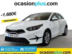 Blanco Usado 2023 Kia Ceed Utilitario | 16.082 € (Precio justo)
