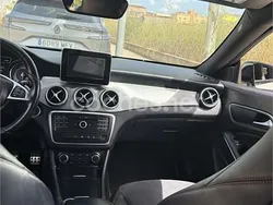 Blanco Usado 2014 Mercedes CLA200 AMG line Berlina | 19.300 € (Precio justo)
