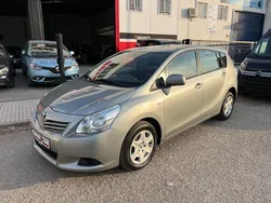Gris Usado 2012 Toyota Verso Active Monovolumen | 7900 € (Buen precio)
