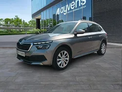 Gris Usado 2023 Skoda Kamiq Style SUV | 23.200 € (Caro)