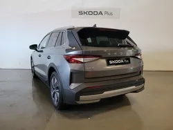 Gris Nuevo 2025 Skoda Elroq SUV | 33.700 € (Precio justo)