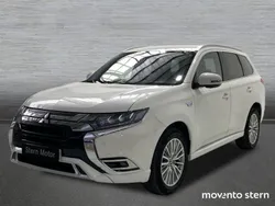 Blanco Usado 2019 Mitsubishi Outlander P-HEV SUV | 20.900 € (Precio justo)