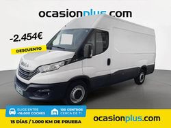 Blanco Usado 2022 Iveco Daily Berlina | 27.000 € (Un poco caro)