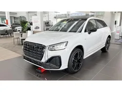 Blanco glaciar Nuevo 2024 Audi Q2 Black Edition SUV | 47.872 €
