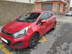 Rojo Usado 2011 Kia Rio Berlina | 5200 € (Buen precio)