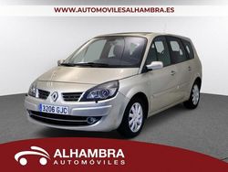 Beige Usado 2009 Renault Scénic III Dynamique Monovolumen | 7590 € (Caro)