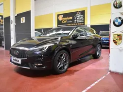 Infiniti Q30