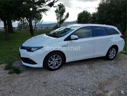 Blanco Usado 2016 Toyota Auris Hybrid Active Familiar | 13.500 € (Precio justo)
