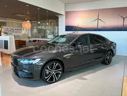 Gris / plata Usado 2022 Volvo S90 Plus Berlina | 56.900 €