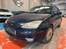 Azul Usado 2003 Ford Focus Trend Berlina | 1700 € (Buen precio)