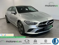 Gris / plata Usado 2020 Mercedes CLA250e Shooting Brake Familiar | 24.990 € (Precio justo)