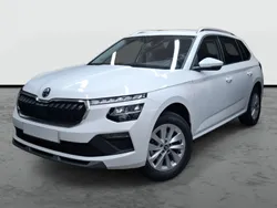 Blanco candy Nuevo 2025 Skoda Kamiq Selection SUV | 18.990 € (Precio justo)