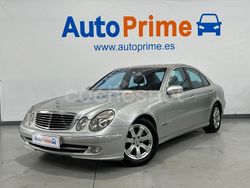 Gris / plata Usado 2002 Mercedes E270 Avantgarde Berlina | 5470 € (Precio justo)