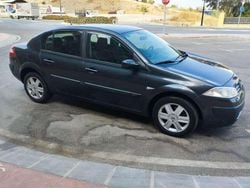 Negro Usado 2005 Renault Mégane II Authentique Berlina | 3800 € (Precio justo)