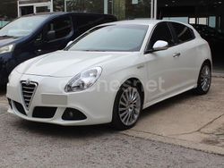 Blanco Usado 2011 Alfa Romeo Giulietta Distinctive Berlina | 6950 € (Precio justo)